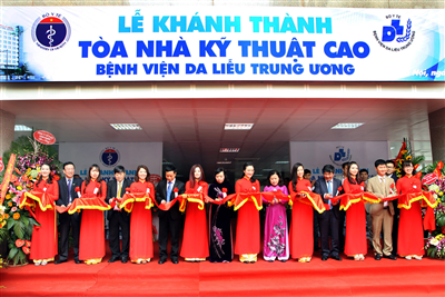 buoi-le-khanh-thanh-toa-nha-ky-thuat-cao-tai-benh-vien-da-lieu-trung-uong