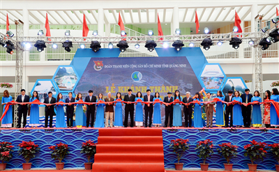 khanh-thanh-cung-van-hoa-thanh-thieu-nhi-tinh-quang-ninh